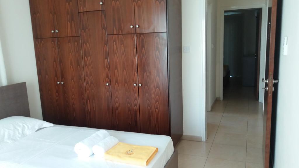 101 Mandritis Court Apartment Larnaca Exterior foto